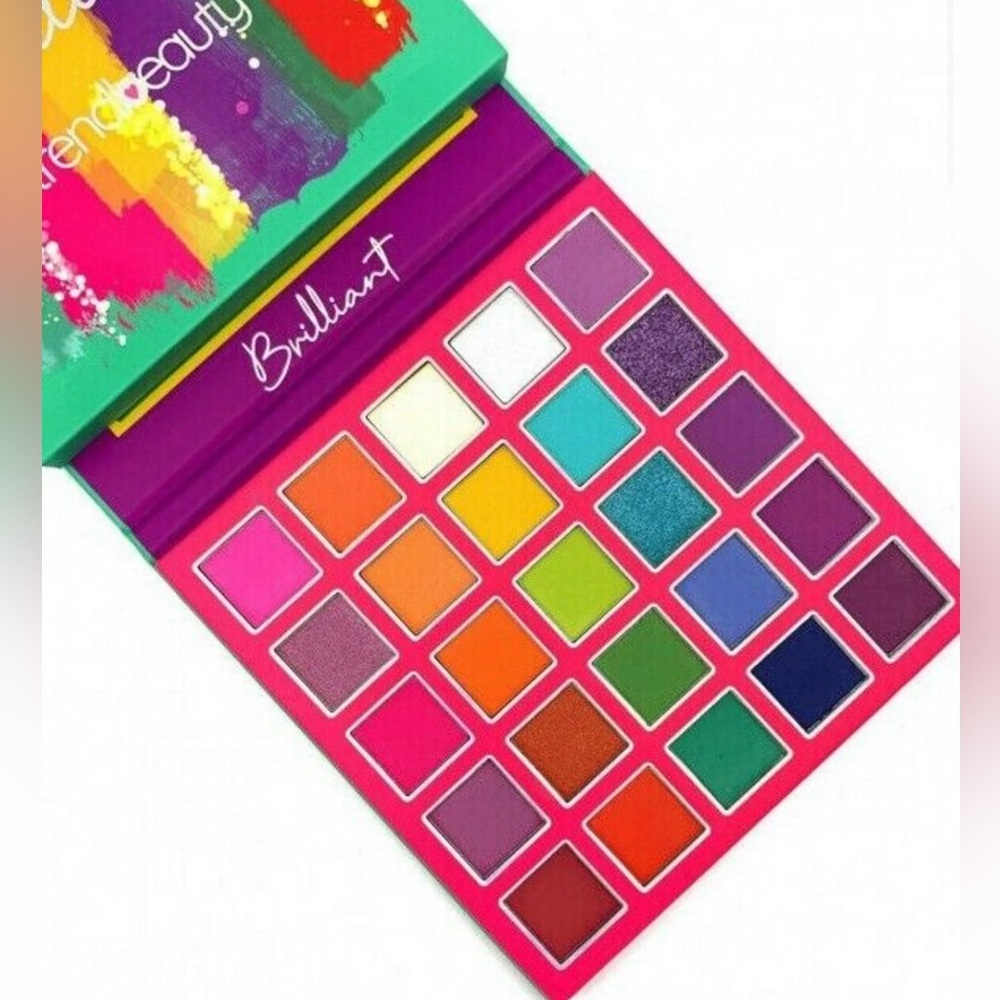 Brilliant Trends Beauty Palette.